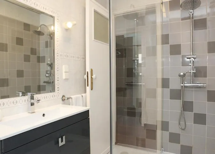 Comfortable&central *